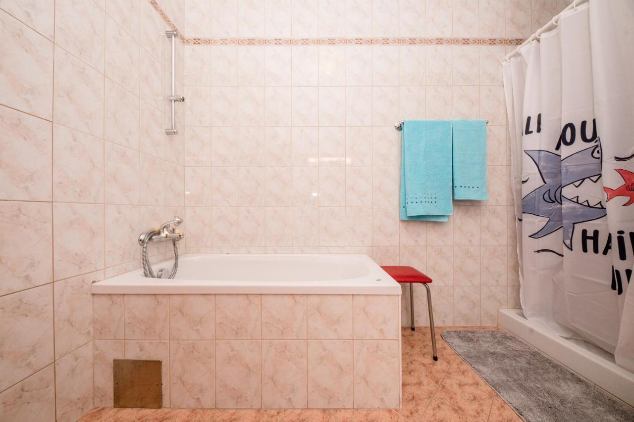 Nikolina Rab Apartments ราบ ภายนอก รูปภาพ